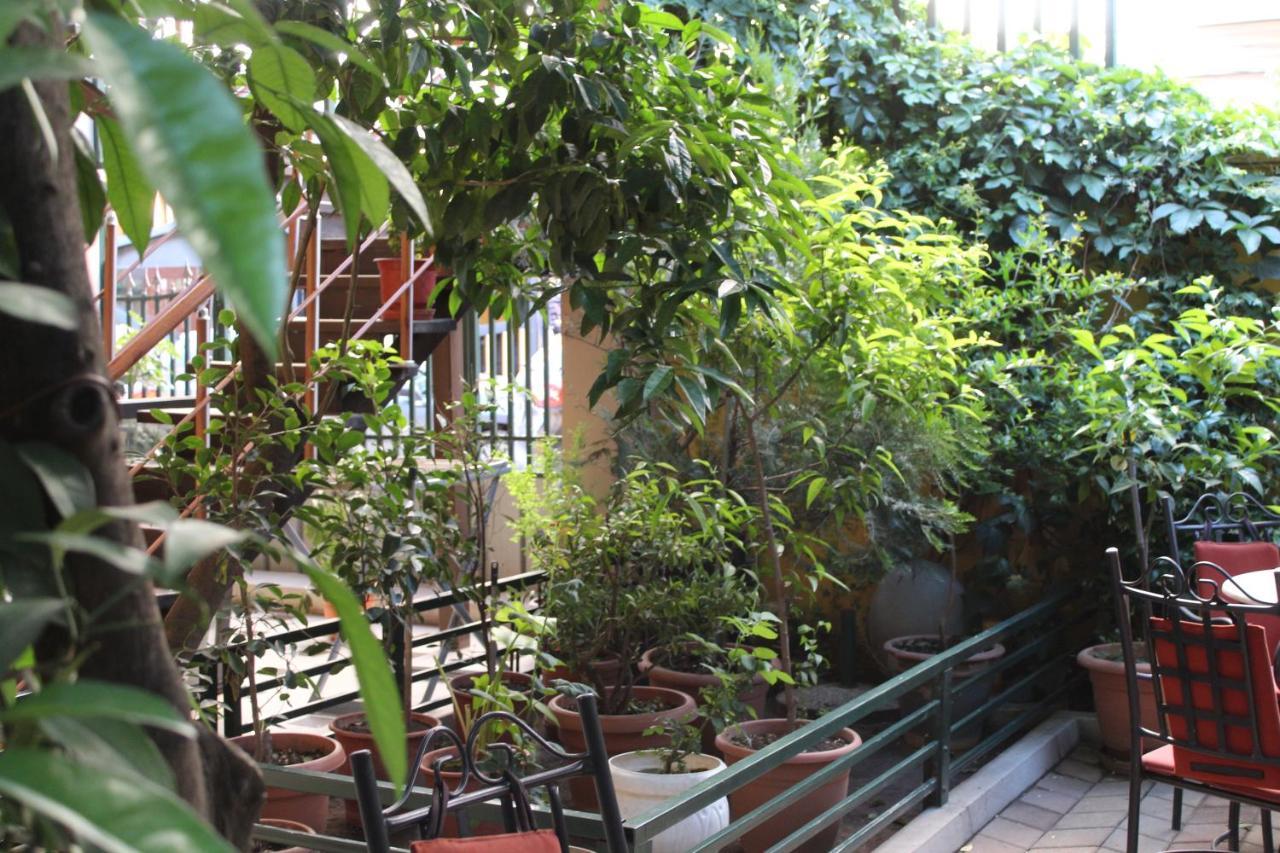Hotel Vila 15 Tiranë Luaran gambar
