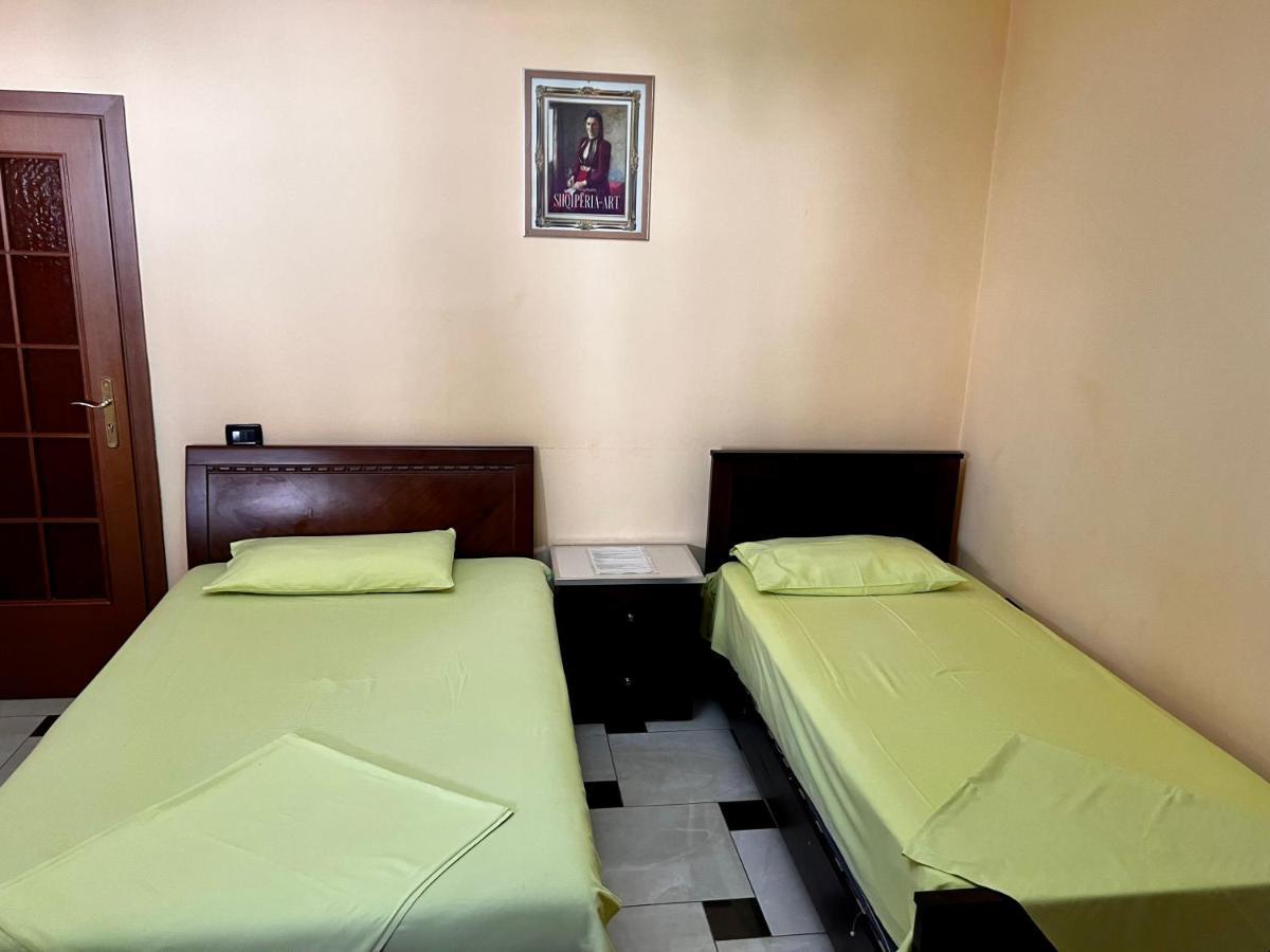 Hotel Vila 15 Tiranë Luaran gambar
