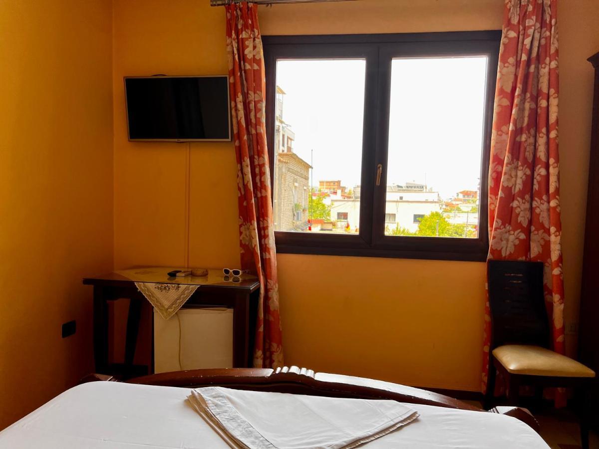 Hotel Vila 15 Tiranë Luaran gambar